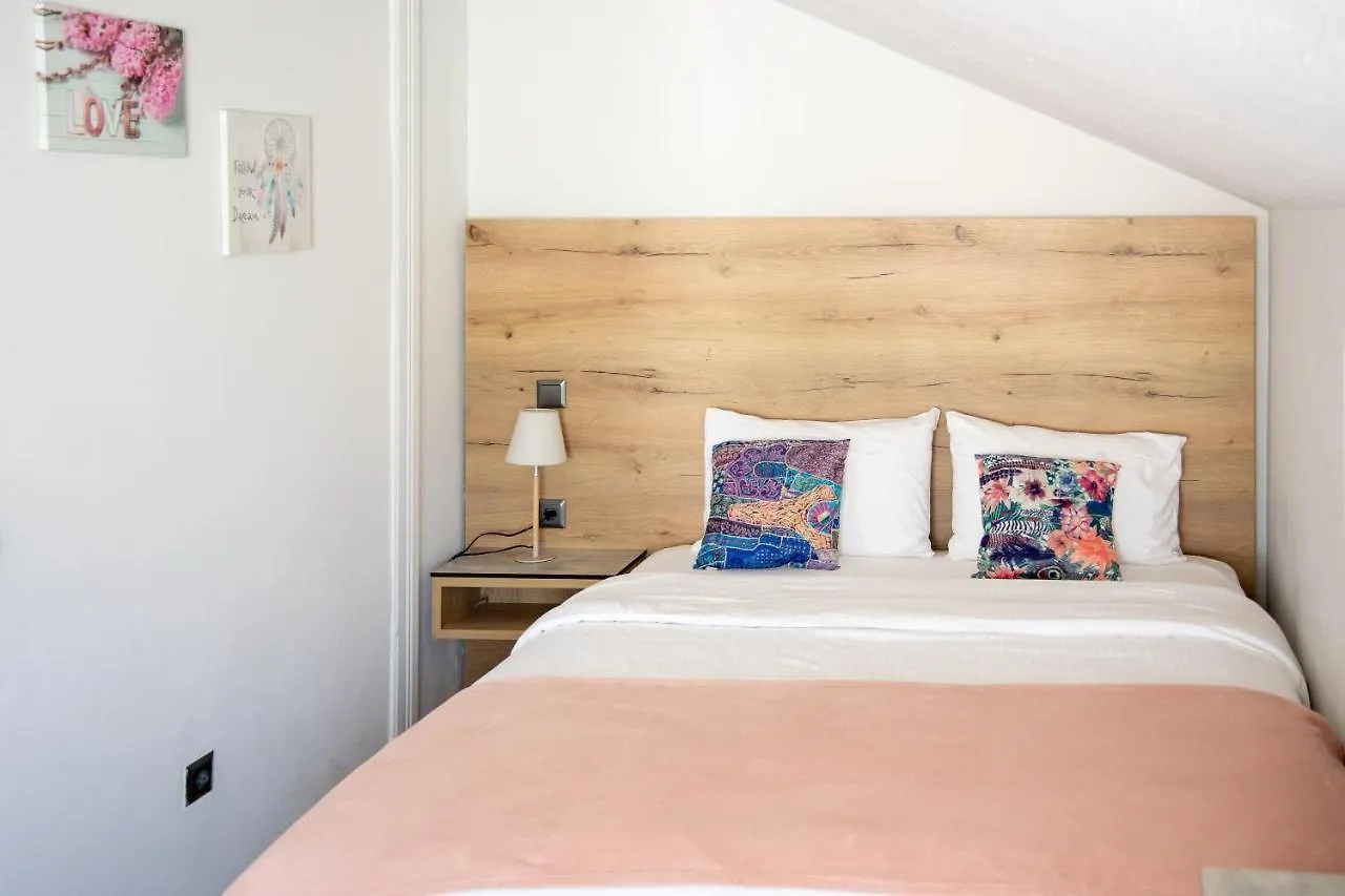 Seven Heaven Premium Suites Thessaloniki