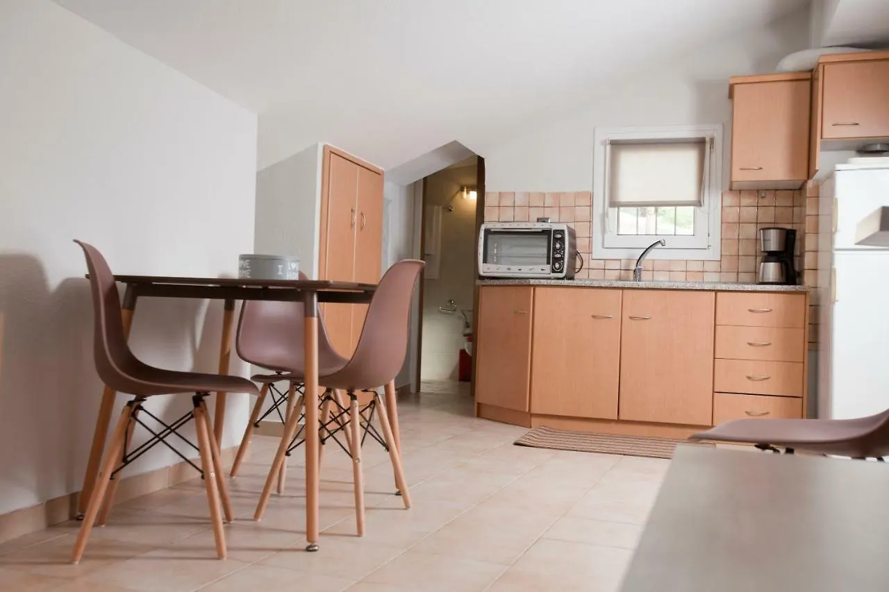 Seven Heaven Premium Suites Thessaloniki 0*,  Griechenland